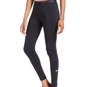 Nike Pro Hyperwarm 3.0 Black Tights Women’s Size M